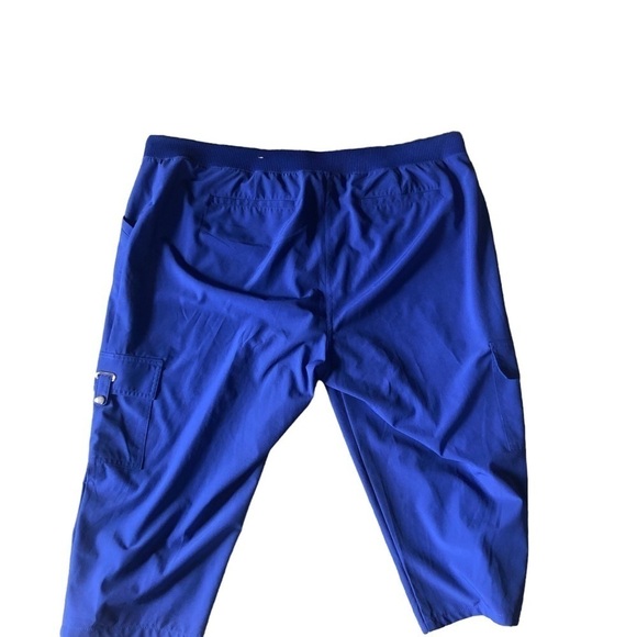 Chico’s Zenergy Cargo Capri~Pedal Pusher Sporty Pant Sz 3/16 Royal Blue Pull On - Picture 3 of 5